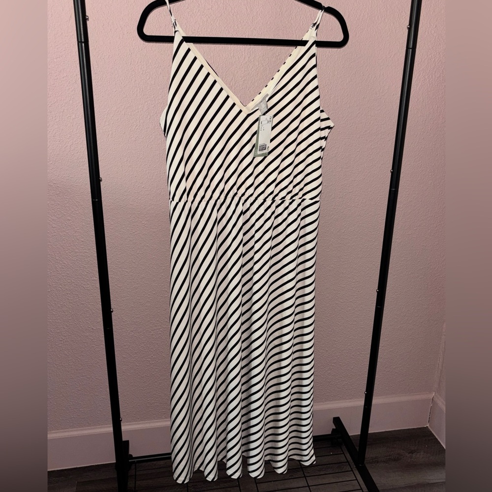 NWT H&M Black and White Striped Midi - Classic Chic Sleeveless Dress